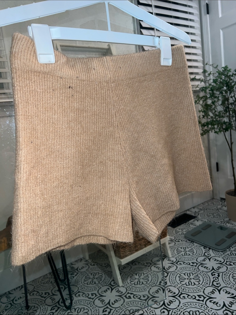 Kori Knit High-Rise Shorts in Camel Beige